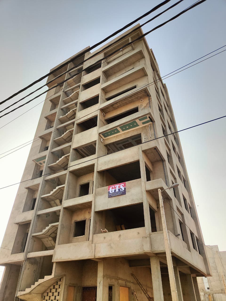 Construction d'un immeuble R+7 aux Mamelles